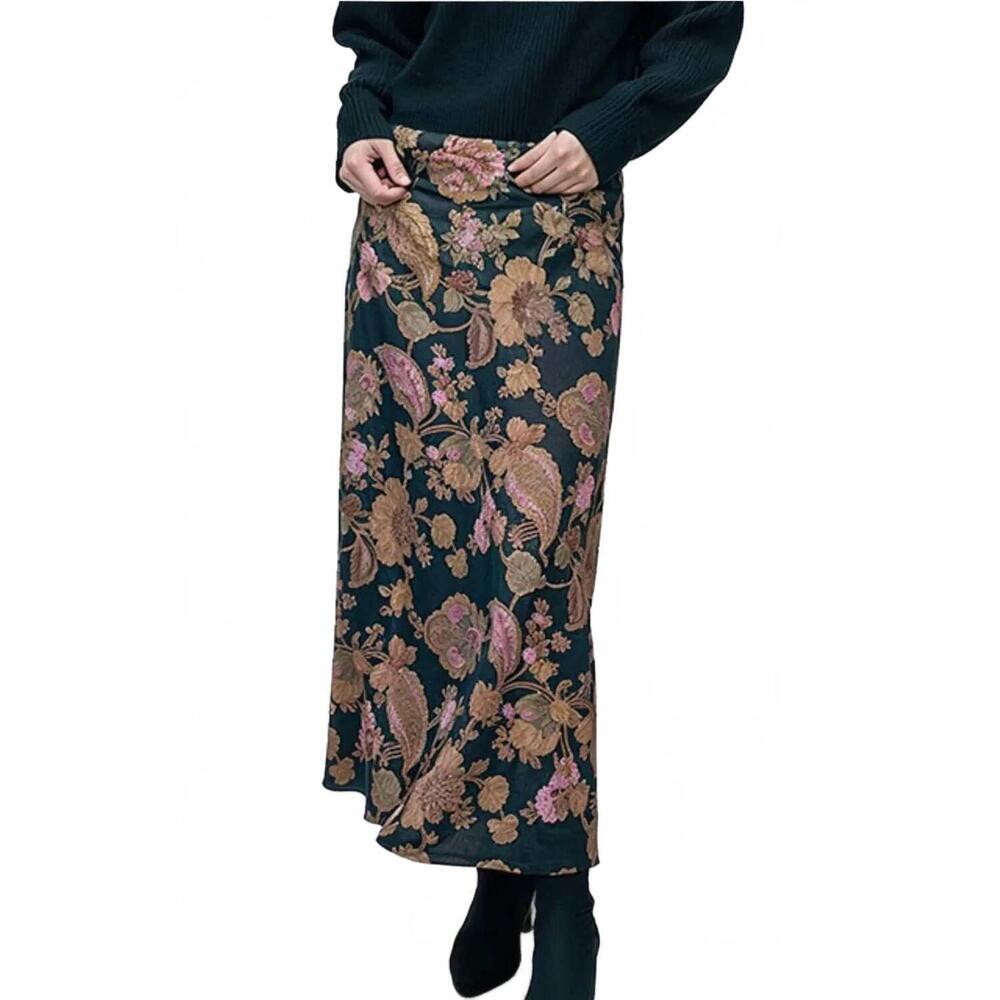 NEW WEST OF odalis ankle skirt in marie floral